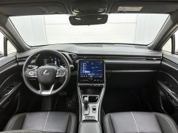 Lexus LBX