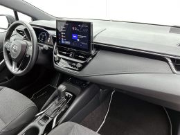 Toyota Corolla_Touring_Sports