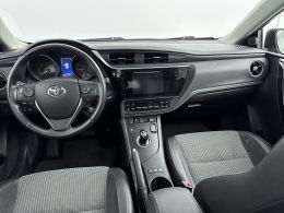 Toyota Auris_Touring_Sports