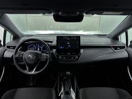 Toyota Corolla_Touring_Sports