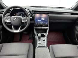 Lexus LBX