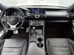 Lexus RC