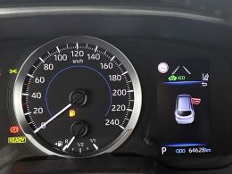 Toyota Corolla_Touring_Sports