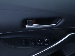 Toyota Corolla_Touring_Sports