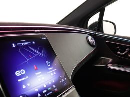 Mercedes-Benz EQE_SUV