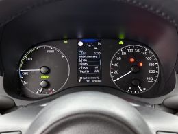 Mazda 2_Hybrid