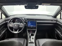 Lexus LBX