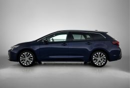 Toyota Corolla_Touring_Sports