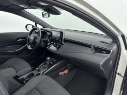 Toyota Corolla_Touring_Sports