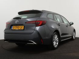 Toyota Corolla_Touring_Sports