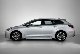 Toyota Corolla_Touring_Sports