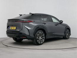 Lexus RZ