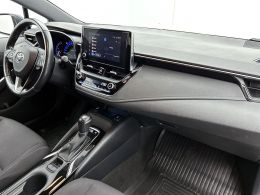 Toyota Corolla_Touring_Sports
