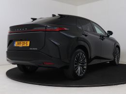 Lexus RZ