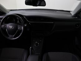 Toyota Auris_Touring_Sports