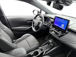 Toyota Corolla_Touring_Sports