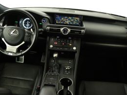 Lexus RC