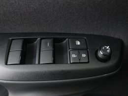 Mazda 2_Hybrid