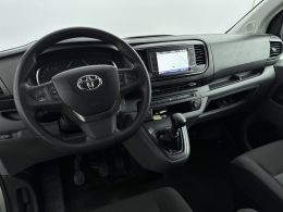 Toyota ProAce_Worker