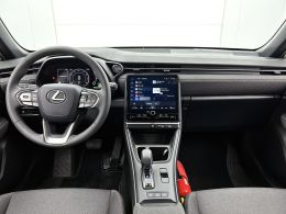Lexus LBX