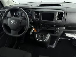 Toyota PROACE_Electric_Worker