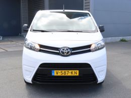 Toyota ProAce_Worker