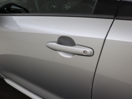 Toyota Corolla_Touring_Sports