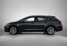 Toyota Corolla_Touring_Sports