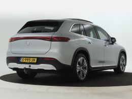 Mercedes-Benz EQS_SUV