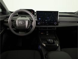 Toyota C-HR+