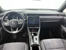 Lexus LBX