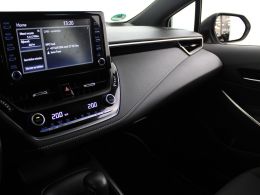 Toyota Corolla_Touring_Sports