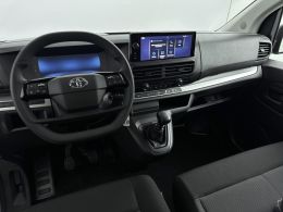 Toyota ProAce_Worker