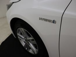 Toyota Corolla_Touring_Sports