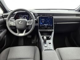 Lexus LBX