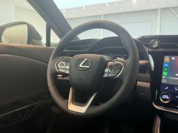 Lexus RZ