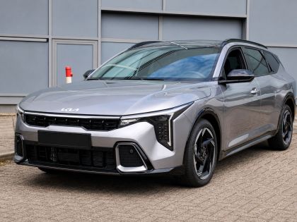 Kia K4