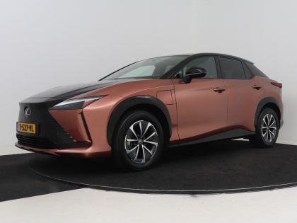 Lexus RZ