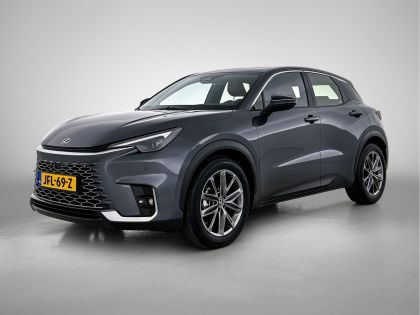 Lexus LBX