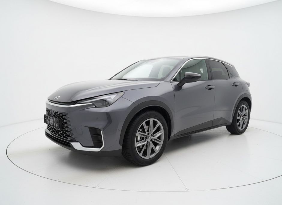 Lexus LBX