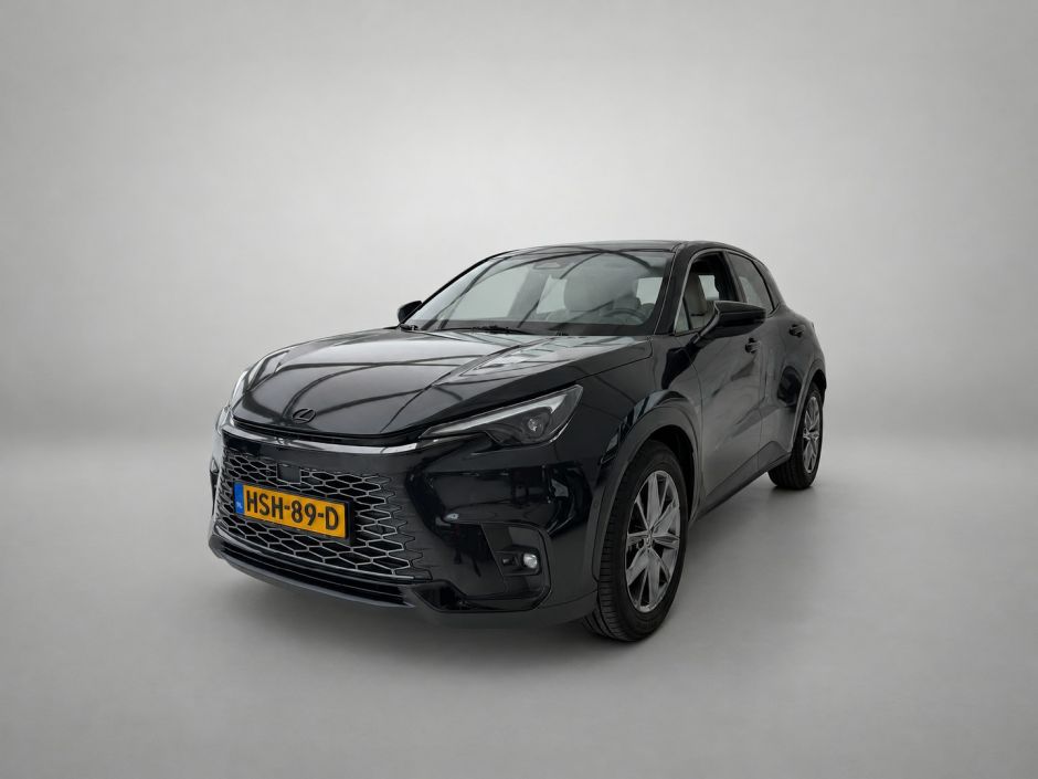 Lexus LBX