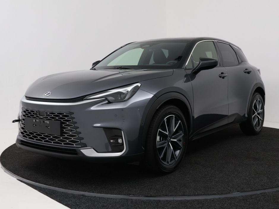 Lexus LBX