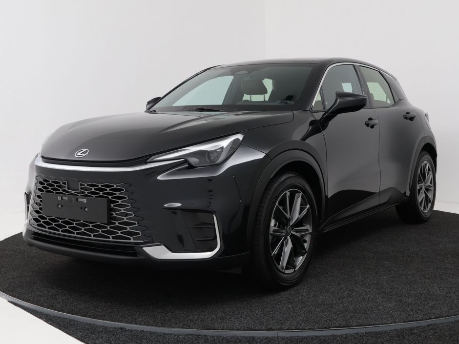 Lexus LBX