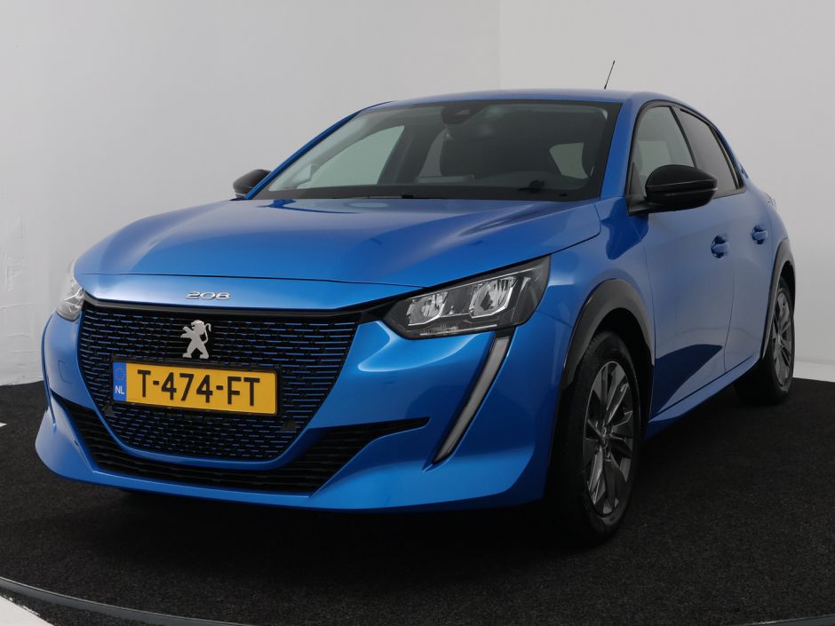 Peugeot e-208