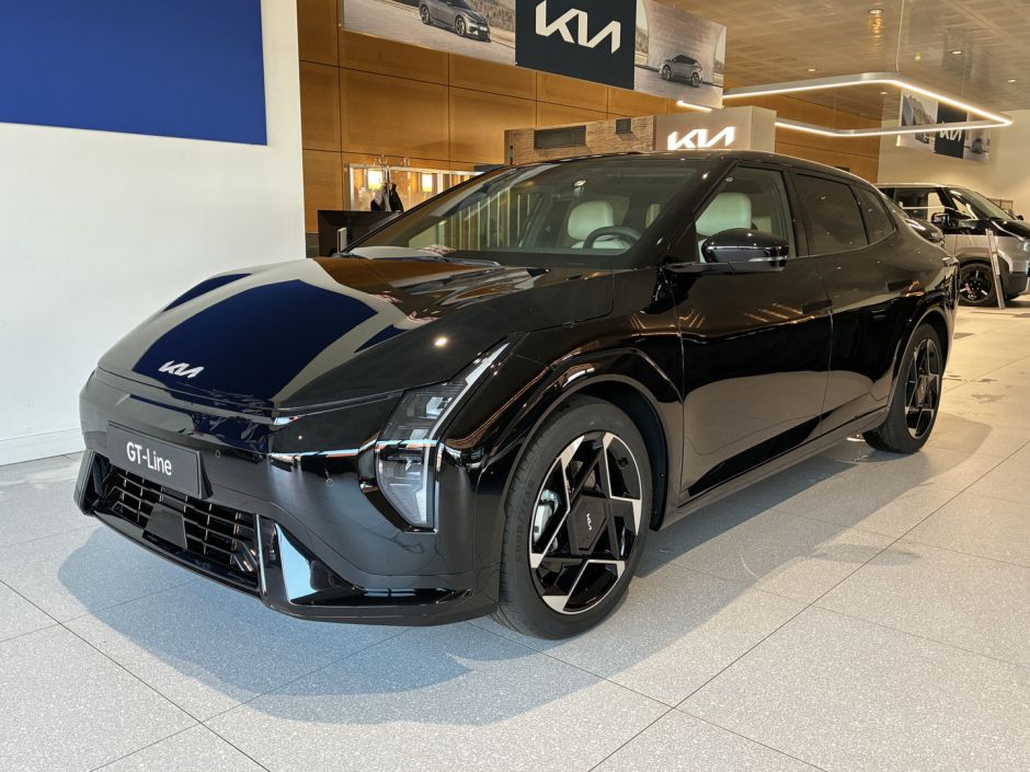 Kia EV4