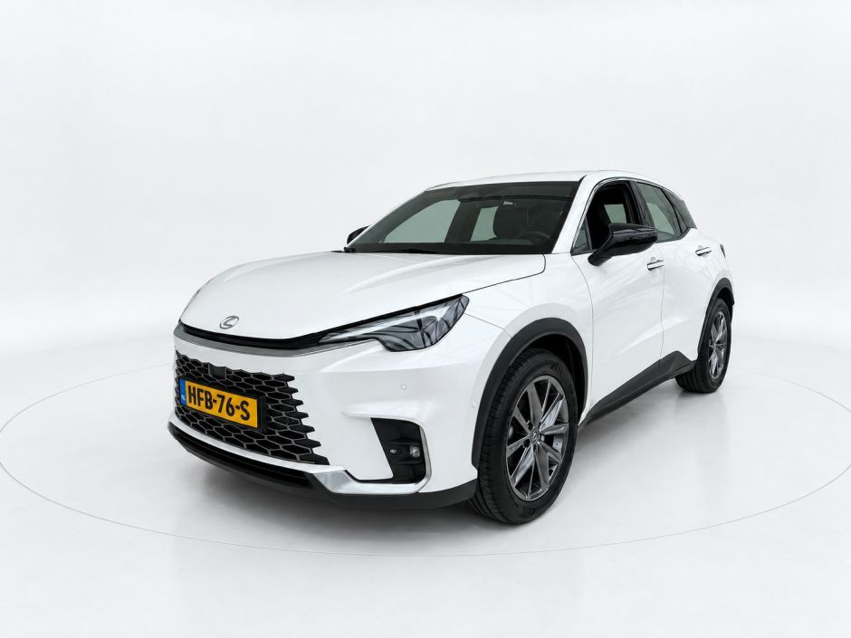 Lexus LBX