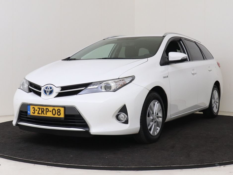 Toyota Auris_Touring_Sports