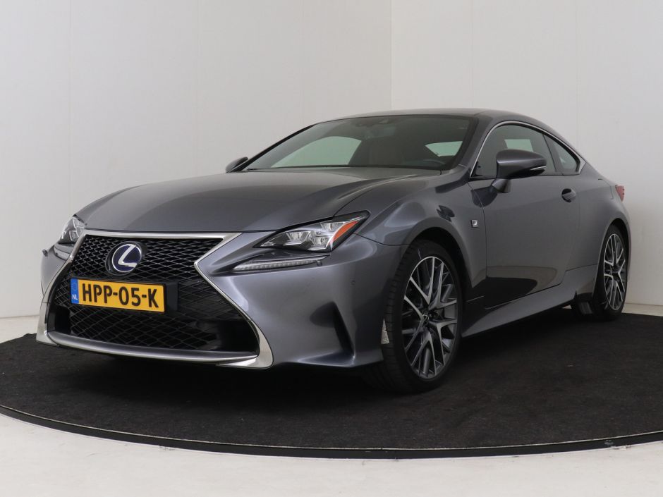 Lexus RC