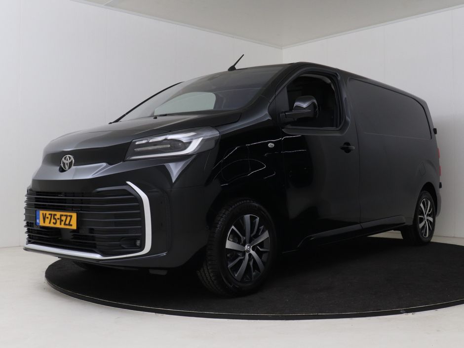 Toyota PROACE_Electric_Worker