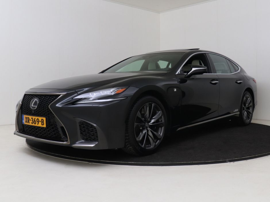 Lexus LS